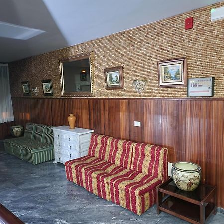 Hotel Os Pazos Familiar Cambados Extérieur photo